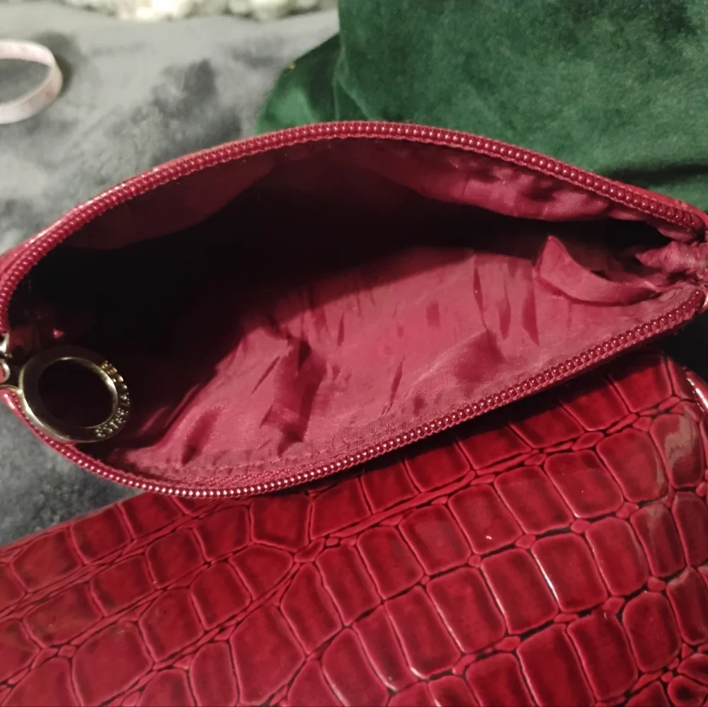 Estee Lauder Deep Red Croc Embossed Patent Toiletry Cosmetic Bags, Set of 2